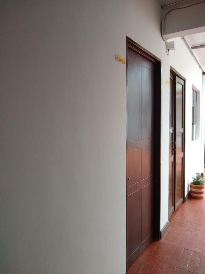 Hostel El Jardin 포펜 외부 사진