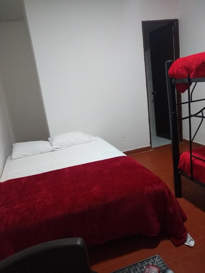 Hostel El Jardin 포펜 외부 사진